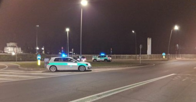 Raffica di controlli della Polizia municipale ad Alba: 4 veicoli senza assicurazione sequestrati