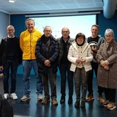 Alcuni dei premiati durante l'assemblea del Cai di Alba Alcuni dei premiati durante l'assemblea del Cai di Alba