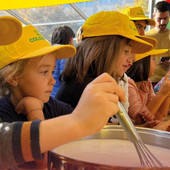 Piazza Coldiretti, a Cuneo i bambini scoprono il cibo vero con i laboratori didattici