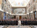 Papa Francesco insieme con le Fiamme Gialle