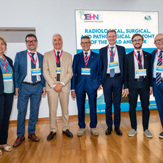 Da sinistra Paola Malvasio, Enzo Cazzullo, Carlo Vassallo, Giovanni Succo, Francesco Cappello, Alberto Gatto, Bruno Ceretto (h Andrea Guermani)
