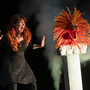 Il Teatro Alfieri gremito di giovani lettori incorona “Ottobre, Ottobre” di Katya Balen