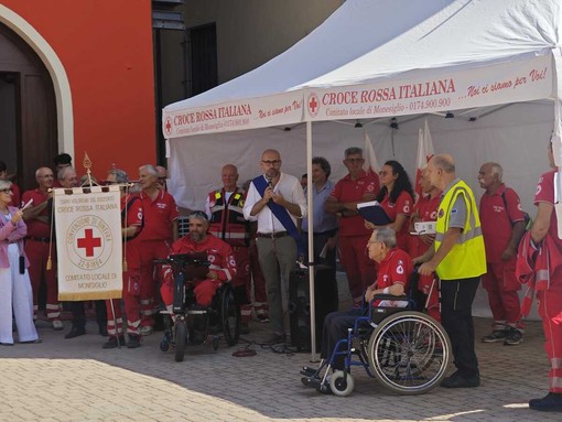 'intervento del presidente Robaldo durante la celebrazione dei 50 anni del comitato C.R.I. di Monesiglio 'intervento del presidente Robaldo durante la celebrazione dei 50 anni del comitato C.R.I. di Monesiglio