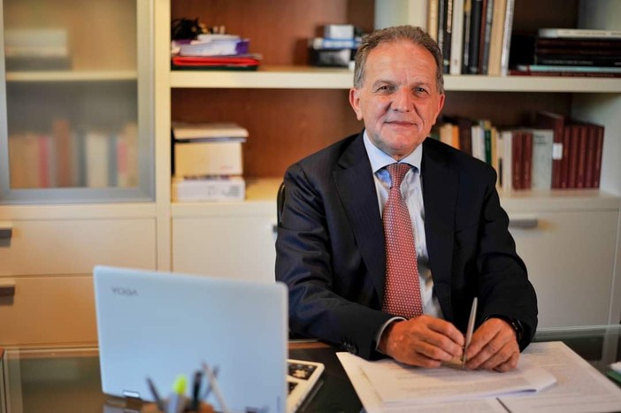 L'onorevole Marco Perosino L'onorevole Marco Perosino