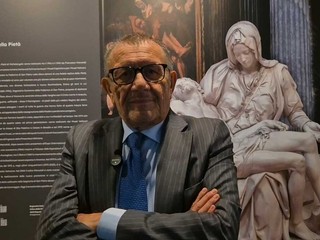 La Pietà di Michelangelo in mostra a Palazzo Banca d'Alba, dal 22 novembre 2025 al 1° marzo 2026. La Pietà di Michelangelo in mostra a Palazzo Banca d'Alba, dal 22 novembre 2025 al 1° marzo 2026.