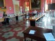 L'aula deserta del Consiglio di Racconigi con i soli Oderda e Gorgo