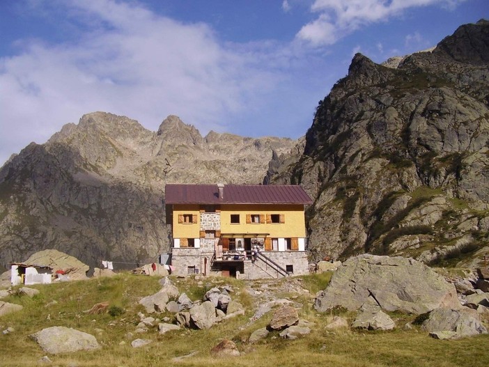 L'uomo doveva raggiungere il Rifugio Genova, ma è tornato al Baus L'uomo doveva raggiungere il Rifugio Genova, ma è tornato al Baus