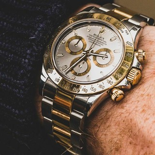 Rolex usati, perché due orologi apparentemente identici possono valere cifre molto diverse