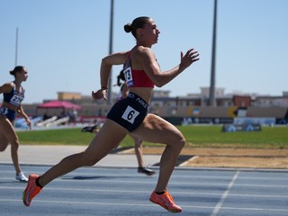 Rachele Torchio in azione sui 200 metri