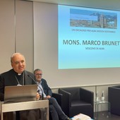 Il vescovo di Alba, Mons. Marco Brunetti