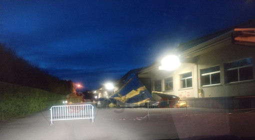 Vento forte sul Cuneese, dopo la notte di interventi ora la situazione migliora Vento forte sul Cuneese, dopo la notte di interventi ora la situazione migliora