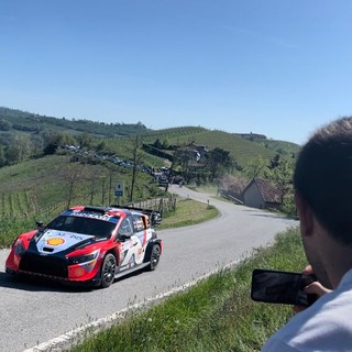 Grande spettacolo al Rally Regione Piemonte: ultimo giro sulle prove di Langa [Foto e Video]