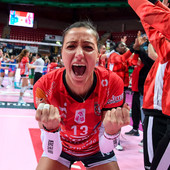 Noemi Signorile è la giocatrice simbolo di Cuneo Granda Volley: sarà ancora lei la protagonista in regia nella prossima stagione? Noemi Signorile è la giocatrice simbolo di Cuneo Granda Volley: sarà ancora lei la protagonista in regia nella prossima stagione?