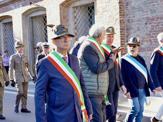 Momenti del 29° raduno degli Artiglieri del Gruppo Aosta - foto Paola Ravazzi Momenti del 29° raduno degli Artiglieri del Gruppo Aosta - foto Paola Ravazzi