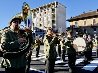 Momenti del 29° raduno degli Artiglieri del Gruppo Aosta - foto Paola Ravazzi Momenti del 29° raduno degli Artiglieri del Gruppo Aosta - foto Paola Ravazzi