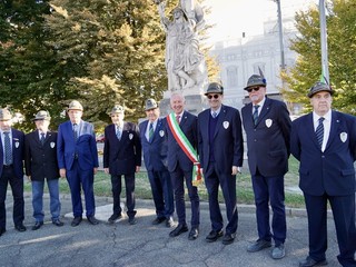 Momenti del 29° raduno degli Artiglieri del Gruppo Aosta - foto Paola Ravazzi Momenti del 29° raduno degli Artiglieri del Gruppo Aosta - foto Paola Ravazzi