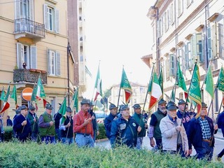 Momenti del 29° raduno degli Artiglieri del Gruppo Aosta - foto Paola Ravazzi Momenti del 29° raduno degli Artiglieri del Gruppo Aosta - foto Paola Ravazzi