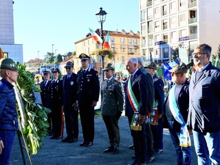 Momenti del 29° raduno degli Artiglieri del Gruppo Aosta - foto Paola Ravazzi Momenti del 29° raduno degli Artiglieri del Gruppo Aosta - foto Paola Ravazzi