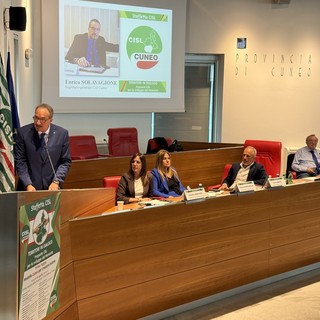 La Staffetta Cisl parte da Cuneo: “Modello di crescita da estendere a tutto il Piemonte” La Staffetta Cisl parte da Cuneo: “Modello di crescita da estendere a tutto il Piemonte”