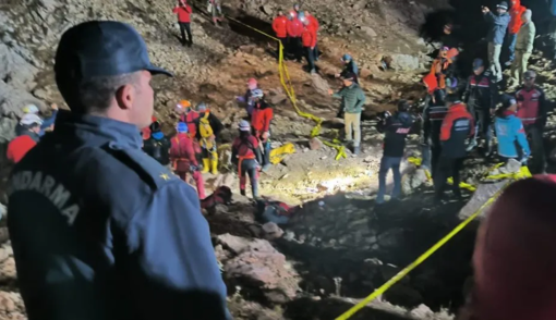 Salvo lo speleologo americano rimasto 500 ore nella grotta Morca: nella missione anche tre speleologi cuneesi