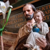 Schegge di luce: pensieri sui Vangeli festivi di don Sebastiano Bergerone