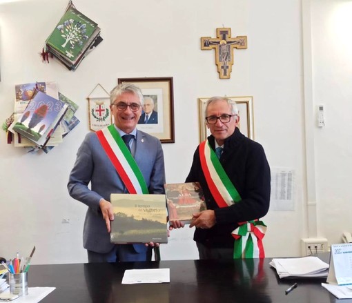 Alba: il sindaco Bo e il consigliere Fugaro in trasferta a San Mauro Forte in Basilicata, terra di origine di un migliaio di albesi