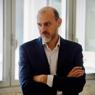 Roccavione, il caso di Matteo Giordano, giovane consigliere dem a fianco di un sindaco “vannacciano”, scuote il Pd provinciale