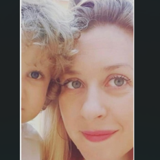 Laura Fulcheri in Sartori, 47 anni, accanto al figlio Mattia Laura Fulcheri in Sartori, 47 anni, accanto al figlio Mattia
