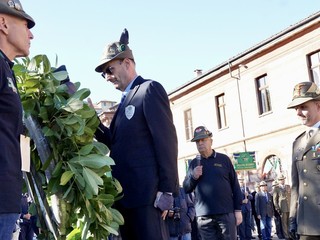 Momenti del 29° raduno degli Artiglieri del Gruppo Aosta - foto Paola Ravazzi Momenti del 29° raduno degli Artiglieri del Gruppo Aosta - foto Paola Ravazzi