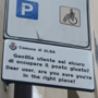 I cartelli installati dall'Amministrazione in 12 parcheggi per disabili