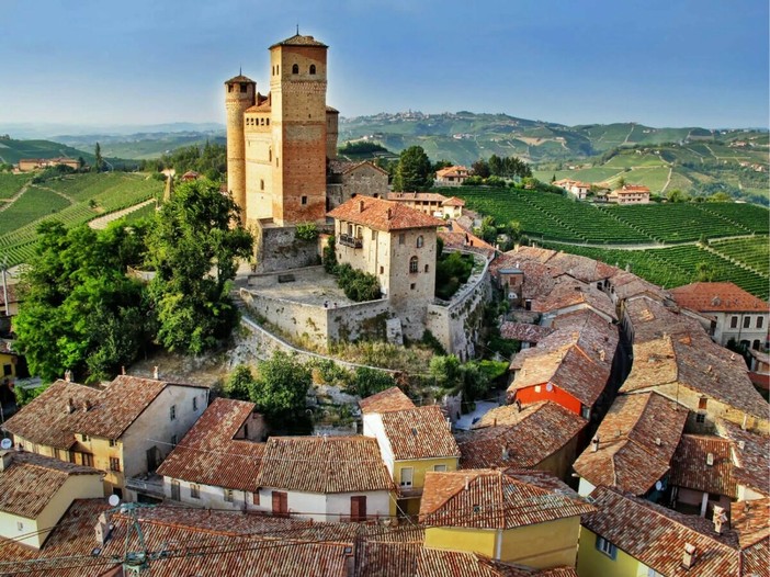 Il 26 e 27 settembre appuntamento irrinunciabile con la Sagra della Cungnà a Serralunga d'Alba Il 26 e 27 settembre appuntamento irrinunciabile con la Sagra della Cungnà a Serralunga d'Alba