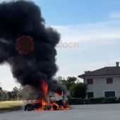 Vigili del fuoco in azione per una motrice in fiamme a Roreto di Cherasco [VIDEO]