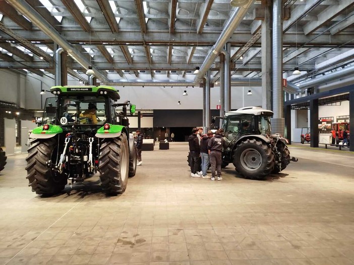 Gli studenti della Scuola Agraria di Grinzane Cavour in visita alla SAME di Treviglio