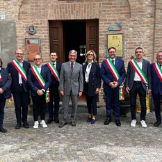 Sicurezza, Pnrr e caporalato: i sindaci delle Langhe incontrano prefetto e questore a Neive