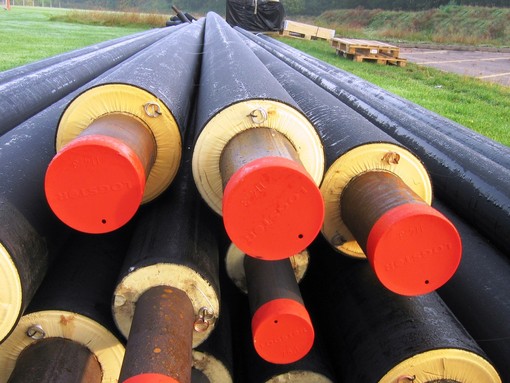 Tubi teleriscaldamento, immagine di repertorio Tubi teleriscaldamento, immagine di repertorio