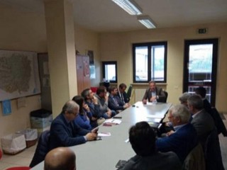 Un momento del tavolo di coordinamento convocato a Cuneo nel 2025 Un momento del tavolo di coordinamento convocato a Cuneo nel 2025