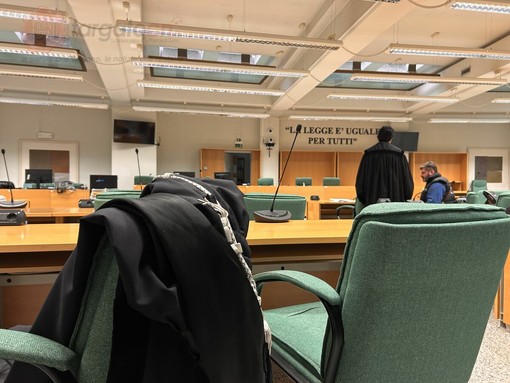 Accusata di lesioni stradali per l’incidente col motociclista: la compagnia assicuratrice costituita in giudizio Accusata di lesioni stradali per l’incidente col motociclista: la compagnia assicuratrice costituita in giudizio