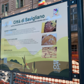 Un tabellone promozionale per le De.Co. di Savigliano Un tabellone promozionale per le De.Co. di Savigliano
