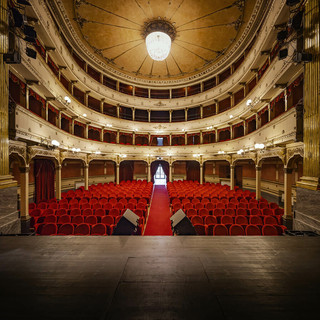 Cuneo, al Teatro Toselli lo spettacolo People – Popoli” Cuneo, al Teatro Toselli lo spettacolo People – Popoli”