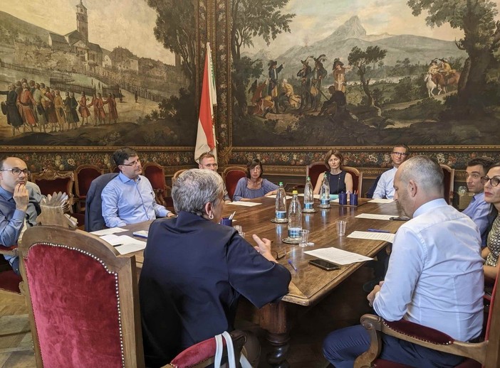 Una riunione della Giunta Manassero Una riunione della Giunta Manassero