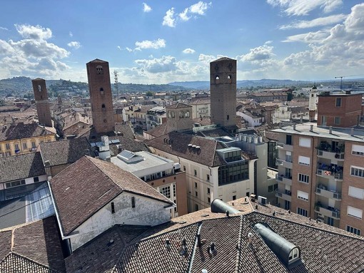 Ad Alba “La cura della pace”: dal Mediterraneo all’economia, una serata per interrogare le radici dei conflitti Ad Alba “La cura della pace”: dal Mediterraneo all’economia, una serata per interrogare le radici dei conflitti