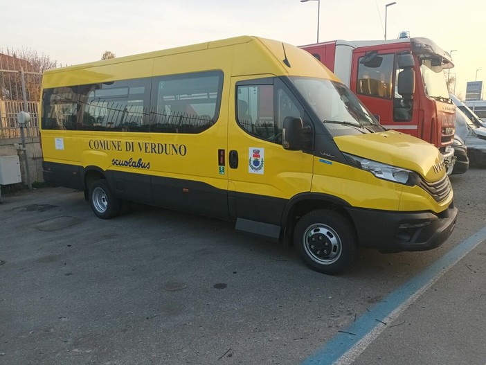 Verduno inaugurerà il nuovo scuolabus: un mezzo moderno per il trasporto degli alunni
