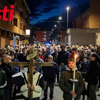 La via crucis dello scorso anno (Merphefoto)