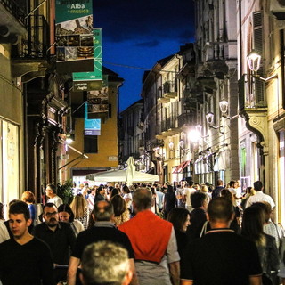 Sicurezza nei locali, Alba rafforza i controlli sugli eventi: "Verifiche mirate"