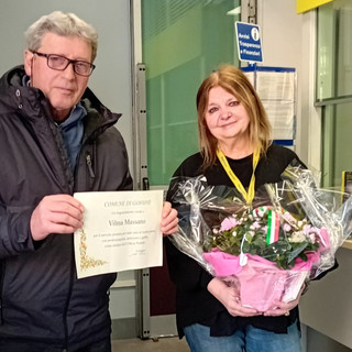 Il sindaco Giampiero Novara con Vilma Massano Il sindaco Giampiero Novara con Vilma Massano