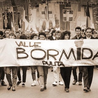 Una manifestazione per la salvaguardia della Valle Bormida