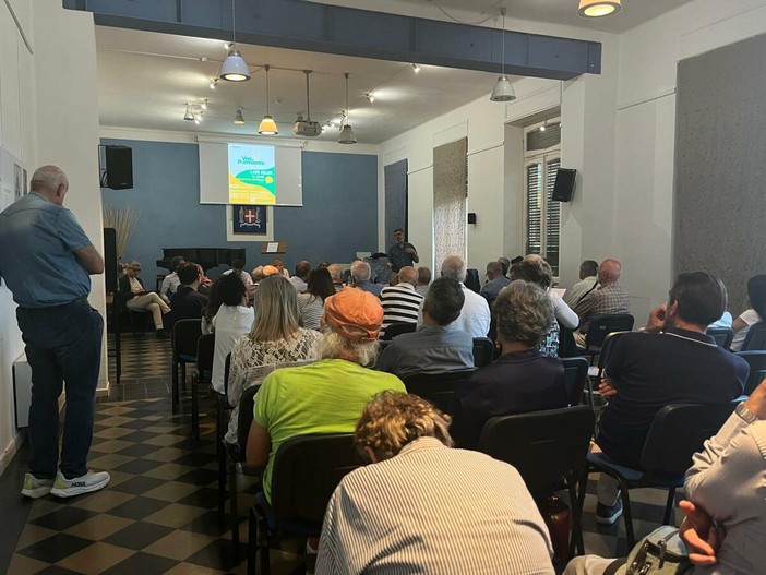 “Voci del Piemonte”, grande partecipazione a Sommariva del Bosco: "Dal PD una richiesta chiara, il Piemonte non resti fermo" “Voci del Piemonte”, grande partecipazione a Sommariva del Bosco: "Dal PD una richiesta chiara, il Piemonte non resti fermo"
