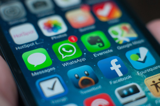 Segnalavano posti di blocco su WhatsApp: 23 persone denunciate nella provincia di Asti