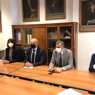Da sinistra, il direttore sanitario Monica Rebora, il direttore amministrativo Gianfranco Cassis, l'assessore regionale Luigi Icardi e il direttore sanitario Elide Azzan