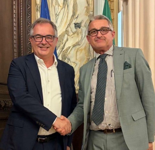 L'assessore Gallo e il presidente della Camera di Commercio di Cuneo Crosetto L'assessore Gallo e il presidente della Camera di Commercio di Cuneo Crosetto